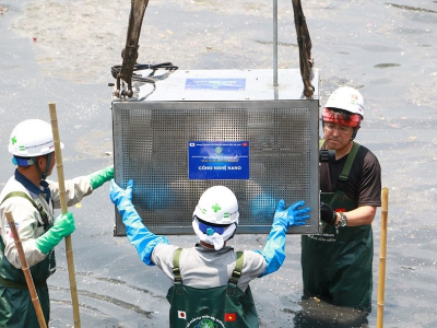 Hà Nội bắt đầu làm sạch sông Tô Lịch bằng công nghệ của Nhật Bản